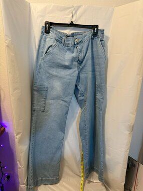 Our Republic For All Size 12 Wide Leg Cargo Jeans Light Wash High Rise Baggy